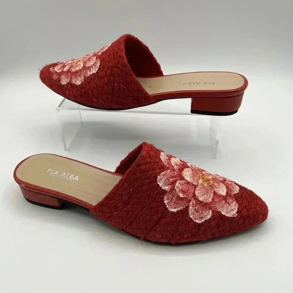 Pia Alba by Bayong Republic Red Macrame with a Floral painted Slip-On Mules 10 - Picture 5 of 10